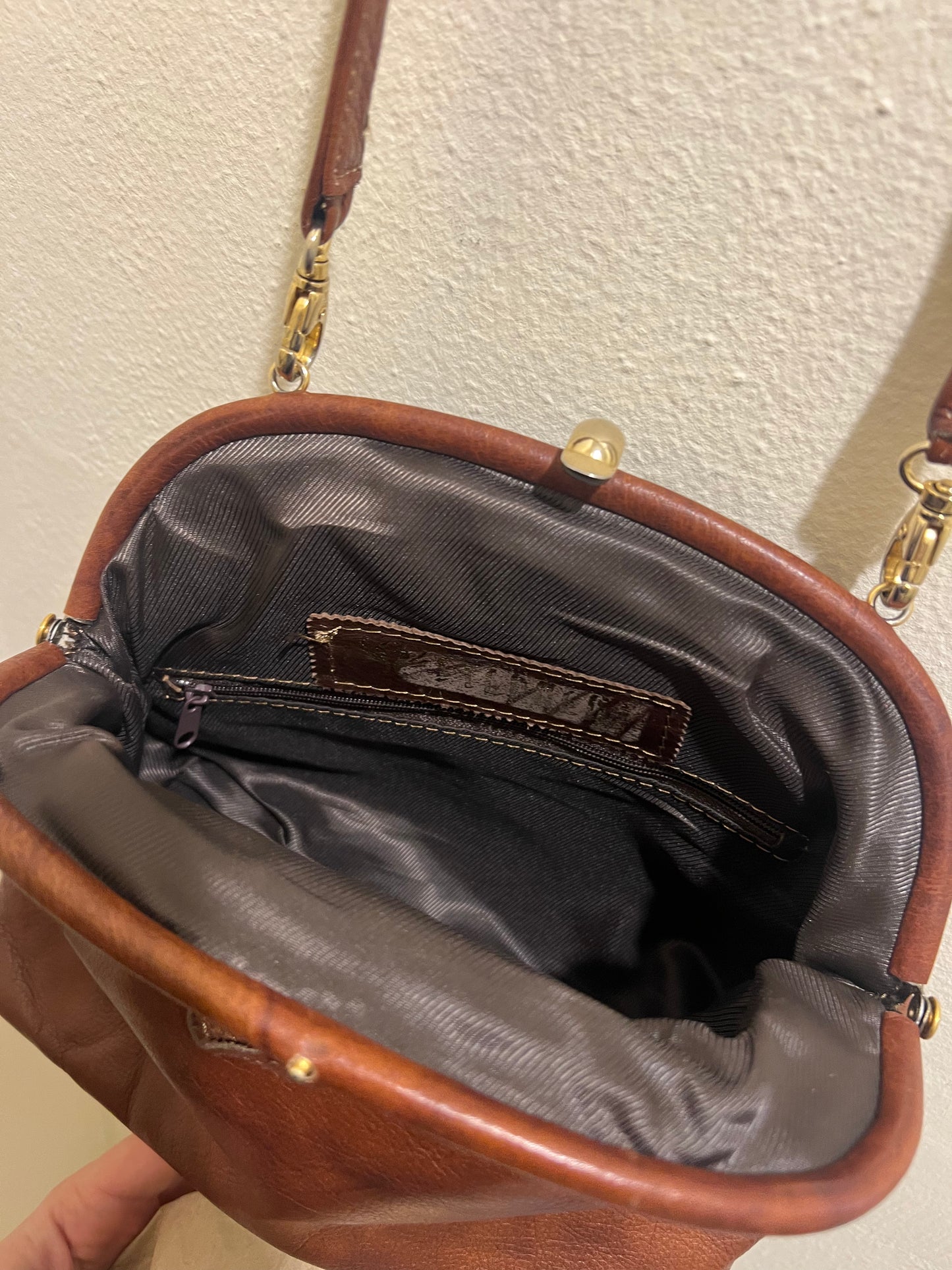 BORSA A TRACOLLA CUOIO