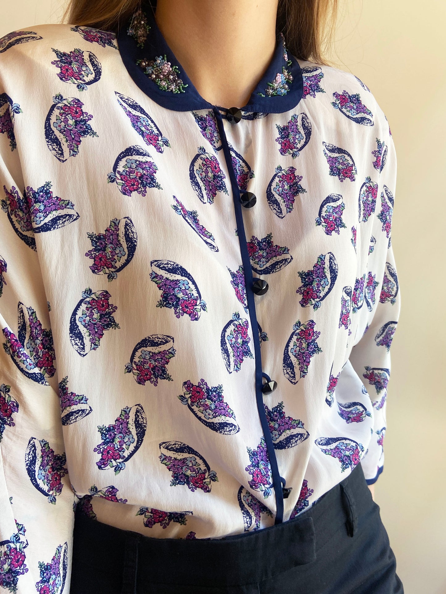 CAMICIA CON COLLETTO RICAMATO