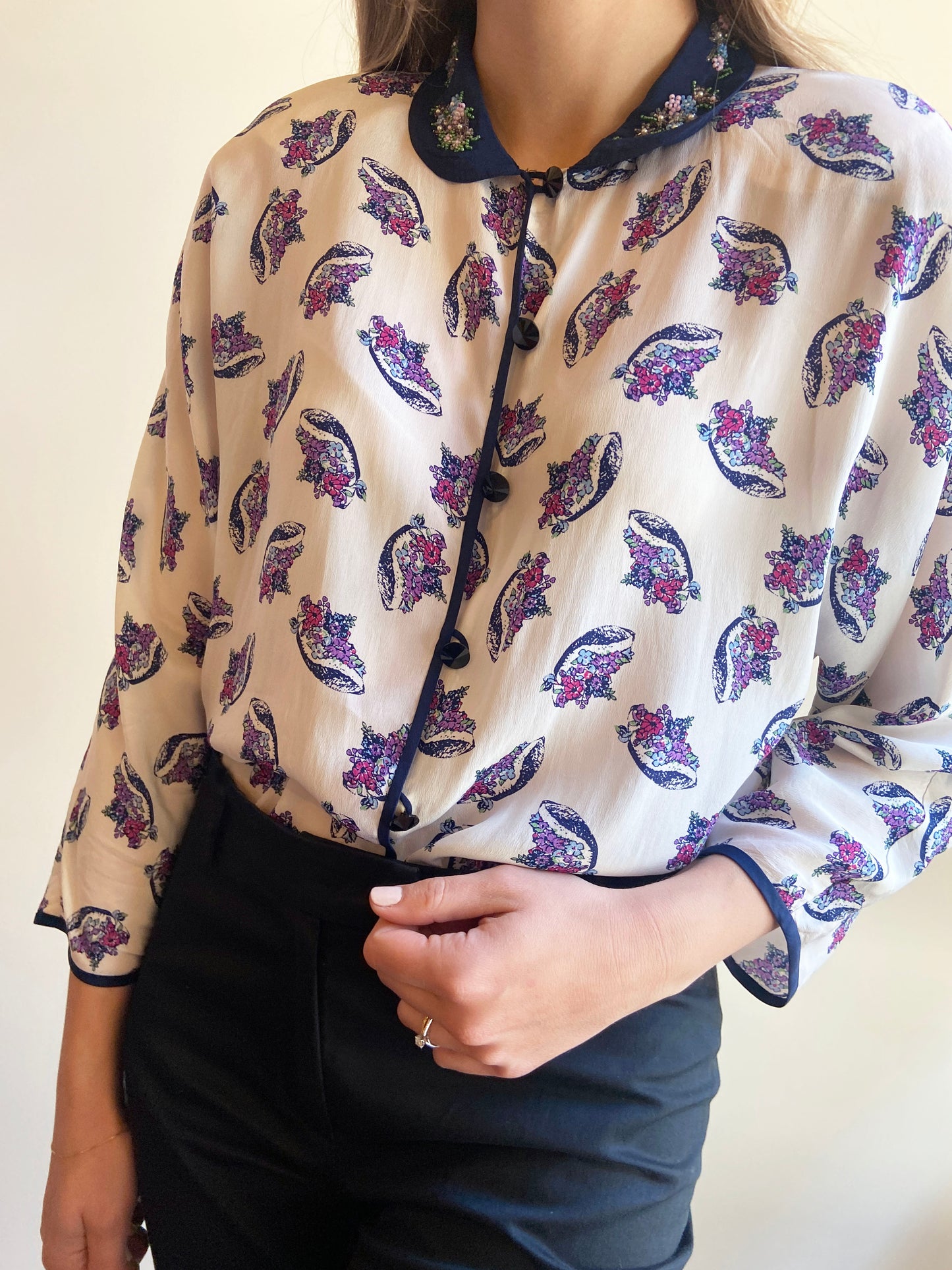 CAMICIA CON COLLETTO RICAMATO