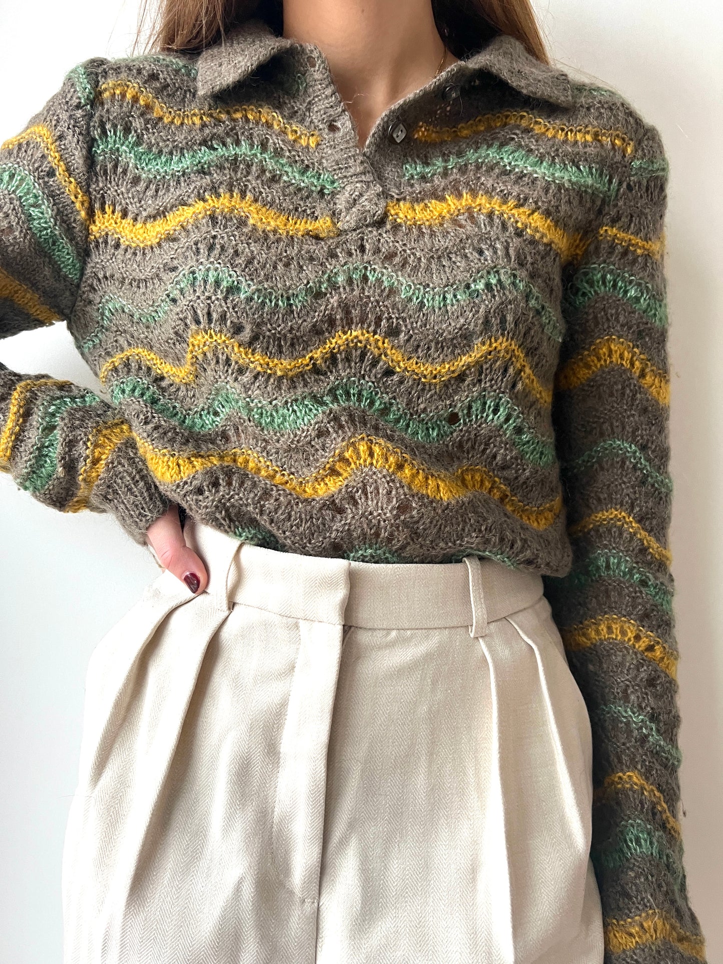 MAGLIONE CON COLLETTO