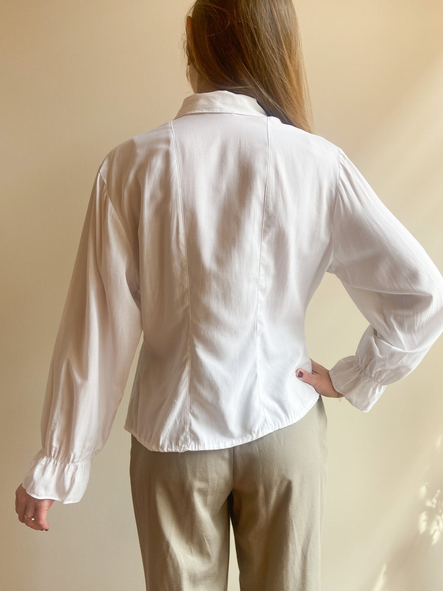 CAMICIA CON JABOT